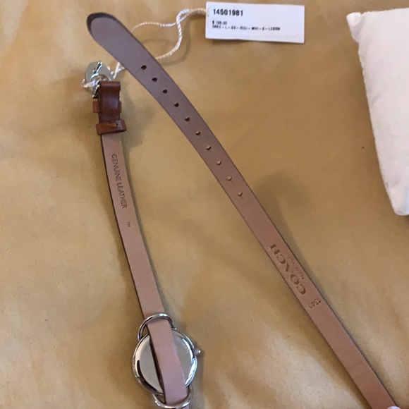 Coach watch - Picture 7 of 7